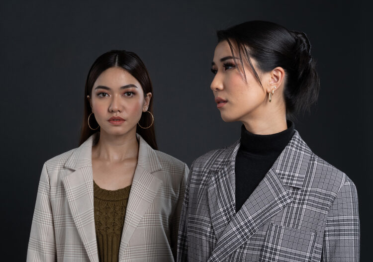 Elma dan Christie